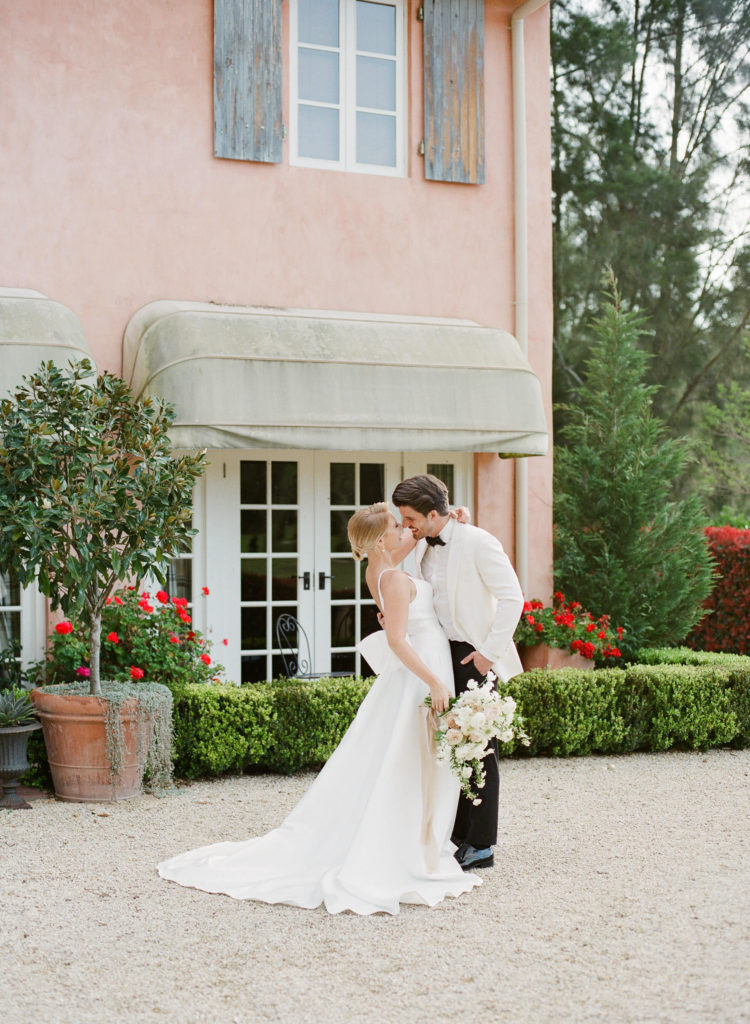 bride and groom portraits